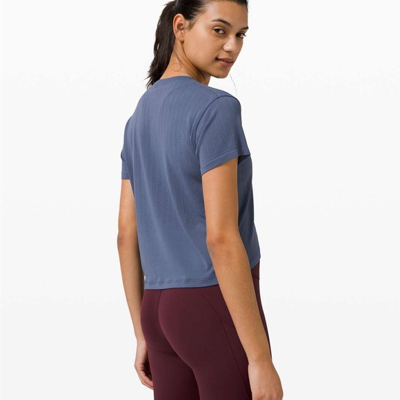 lululemon athletica train to be short sleeve - Picture 2 of 5